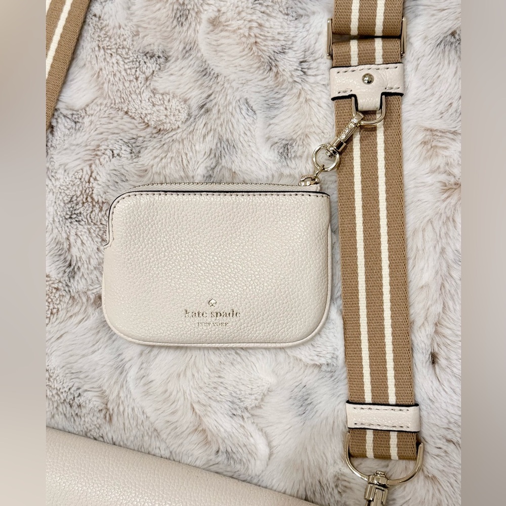 Kate Spade Ivory Crossbody - Picture 6 of 10